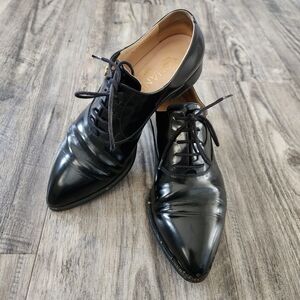 CHANEL Black Leather Women's Pointed Toe Lace Up Oxfords